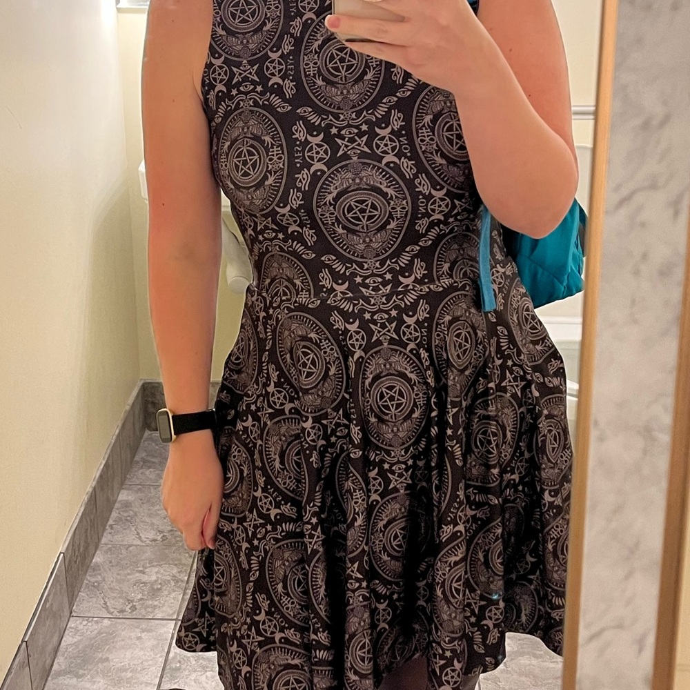 Blackmilk Hex Grey Underbust Dress - Picture 11 of 11